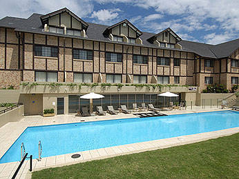 The Hills Lodge Hotel & Spa - Redcliffe Tourism 0
