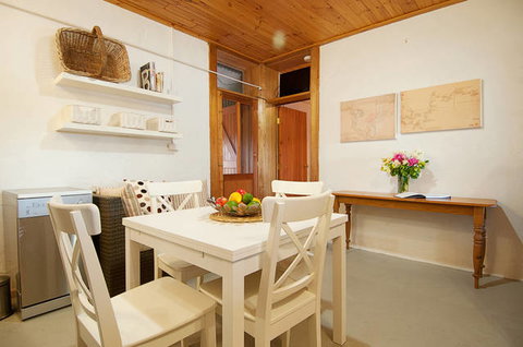 Wigley Retreat - Redcliffe Tourism 2