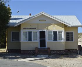 Governors Circle - Redcliffe Tourism 3