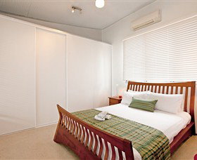 Beachside Tropical Retreat - Redcliffe Tourism 4