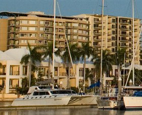 Cullen Bay Resorts - Redcliffe Tourism 1