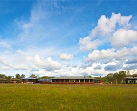 Wildman Wilderness Lodge - Redcliffe Tourism 1