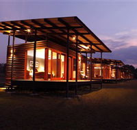 Wildman Wilderness Lodge - Redcliffe Tourism