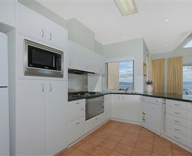 Culburra Cottage - Redcliffe Tourism 0