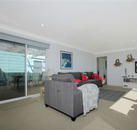 Rainbows End - Redcliffe Tourism