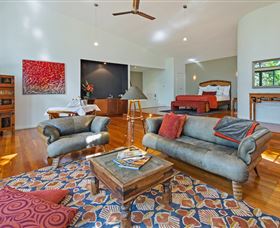 Pethers Rainforest Retreat - Redcliffe Tourism 1