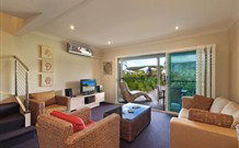 Pacific Blue 358 - Redcliffe Tourism 0