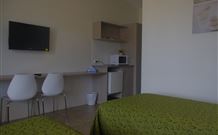 Ashwood Motel - West Gosford - Redcliffe Tourism 2