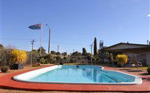Cobar Crossroads Motel - Cobar - Redcliffe Tourism 0