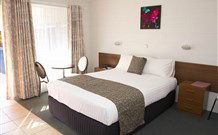 Cobar Crossroads Motel - Cobar - Redcliffe Tourism 2