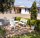 Colonial Motel and Apartments - Redcliffe Tourism