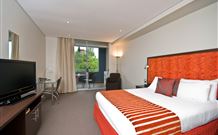 Mercure Centro Hotel Port Macquarie - Port Macquarie - Redcliffe Tourism 1