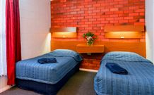 Rest Point Motor Inn And Hereford Steakhouse - Glen Innes - Redcliffe Tourism 6