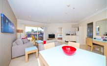 Terrigal Sails Serviced Apartments - Terrigal - Redcliffe Tourism 1