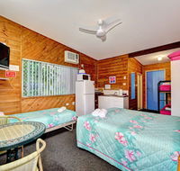 Bargara Gardens Motel and Holiday Villas - Redcliffe Tourism