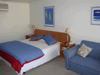 Surf City Motel - Redcliffe Tourism 1