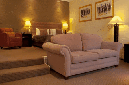 Briars Country Lodge - Redcliffe Tourism 2