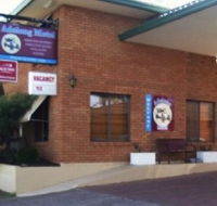 Adelong Motel - Redcliffe Tourism