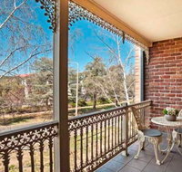 Medina Classic Canberra - Redcliffe Tourism