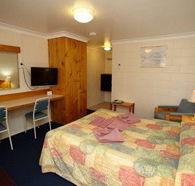 Alabaster Motel - Redcliffe Tourism