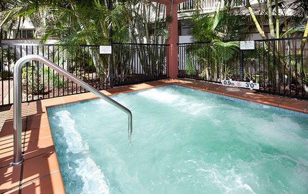 Australis Sovereign Hotel - Redcliffe Tourism 5