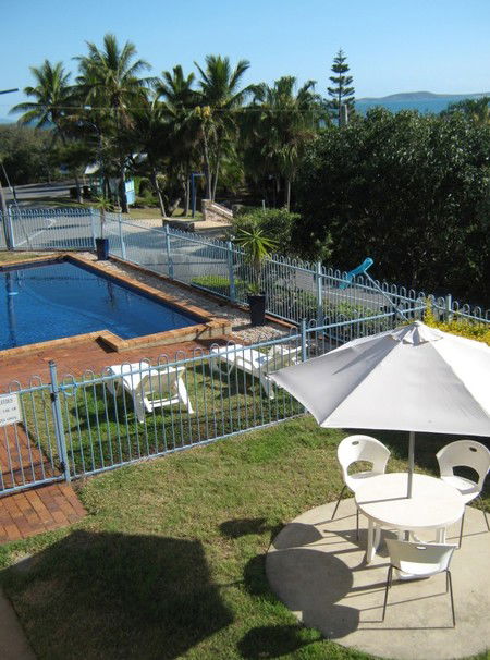 Tannum On The Beach Motel - Redcliffe Tourism 5