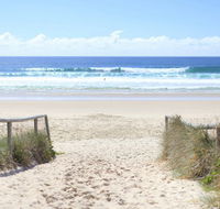 Golden Riviera Beach Resort - Redcliffe Tourism