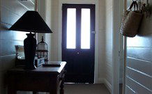 Annies Folly Boutique Accommodation - Redcliffe Tourism 0