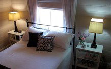 Annies Folly Boutique Accommodation - Redcliffe Tourism 1