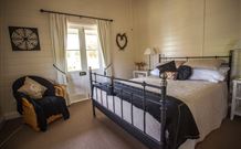Annies Folly Boutique Accommodation - Redcliffe Tourism 3