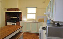 Airly Retreat - Redcliffe Tourism 0