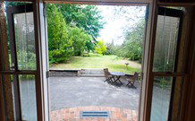 Bromyard Cottage - Redcliffe Tourism 7