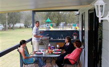 Copmanhurst Rest Point Family Hotel - Redcliffe Tourism 5