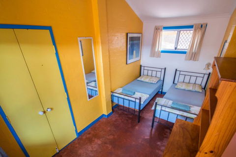 Port Macquarie YHA - Ozzie Pozzie Backpackers - Redcliffe Tourism 3