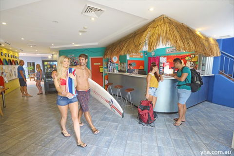 Sydney, Collaroy Beachouse YHA - Redcliffe Tourism 4