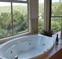 Ravensbourne Escape - Redcliffe Tourism
