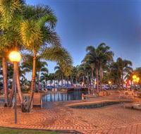 Rollingstone Beach Front Resort - Redcliffe Tourism