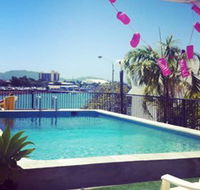 Adventurers Backpackers Resort - Redcliffe Tourism