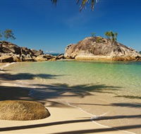 Bedarra Beach House - Redcliffe Tourism