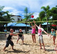 Nomads Cairns - Redcliffe Tourism