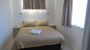 Gateway Lifestyle Beachfront - Redcliffe Tourism 0