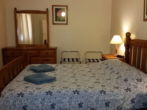 About Town Cottages - Blue Gum And Blue Bush Cottages - Redcliffe Tourism 0
