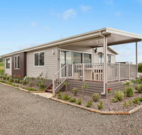 The Lake House Rothbury - Redcliffe Tourism