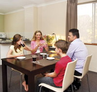 Oxley Court Apartments - Redcliffe Tourism