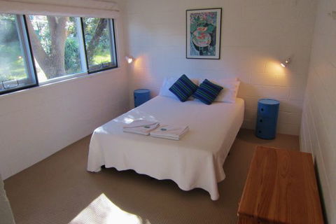 Surfside On Mollymook Beach - Redcliffe Tourism 2