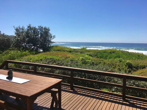 Surfside On Mollymook Beach - Redcliffe Tourism 4