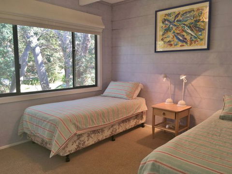 Surfside On Mollymook Beach - Redcliffe Tourism 8