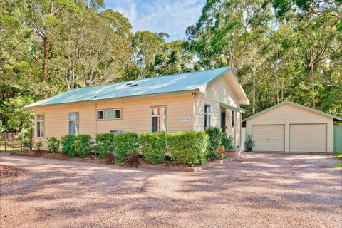 The Francis Retreat - Redcliffe Tourism 9