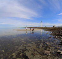 Point Lowly Lighthouse Cottages - Redcliffe Tourism