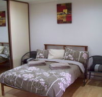 Potch  Colour - Redcliffe Tourism